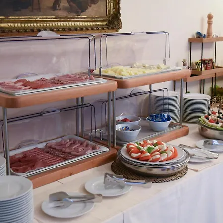 埃里卡别墅酒店 酒店 格拉多