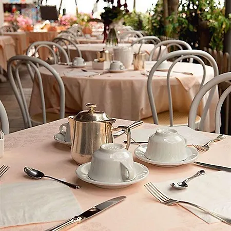 Erica Hotel 4*