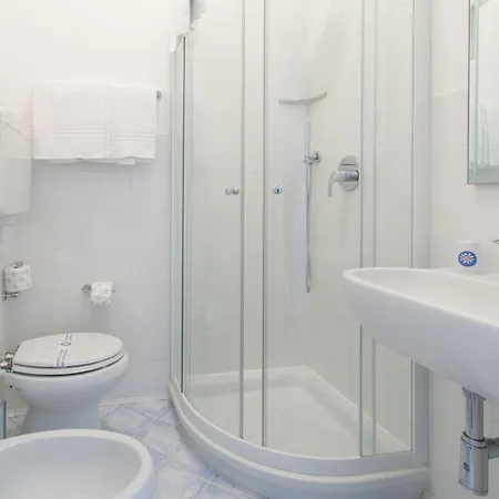 酒店 埃里卡别墅酒店 4*