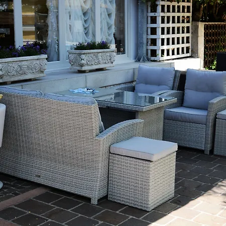 Erica 4* グラード