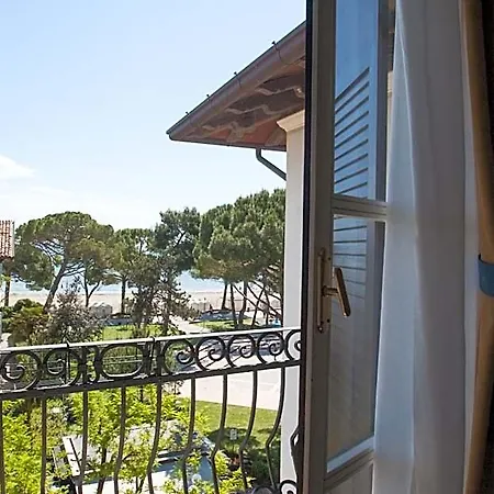 Hotel Erica 4*